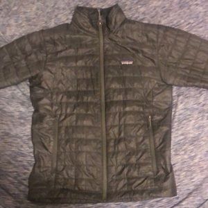 Patagonia men’s nano puff jacket